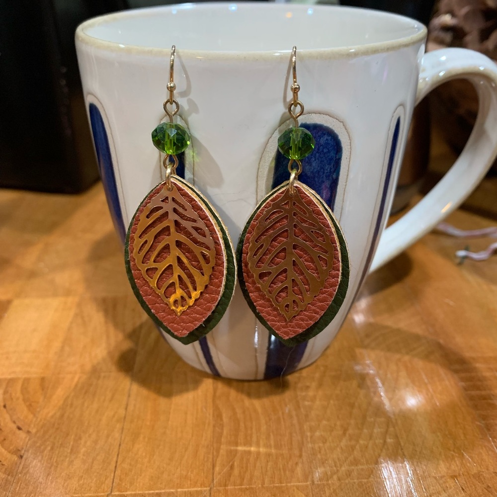 Leaf earrings